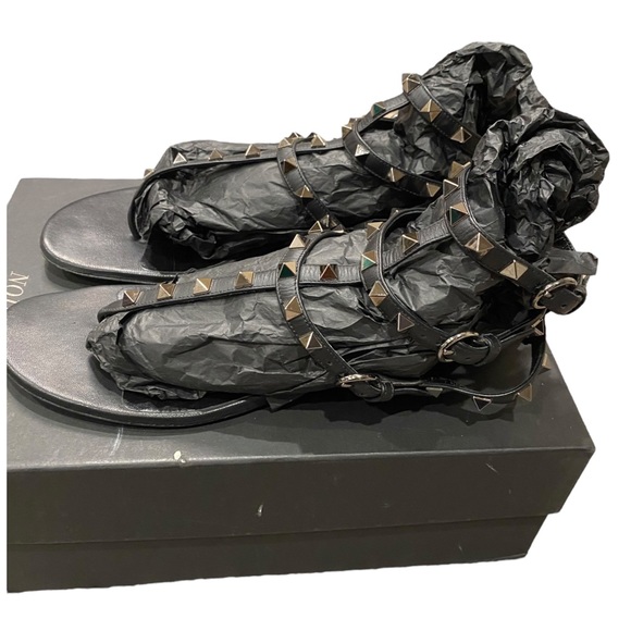 Valentino Garavani Rock Stud Gladiator Thong Sandal - Picture 2 of 11